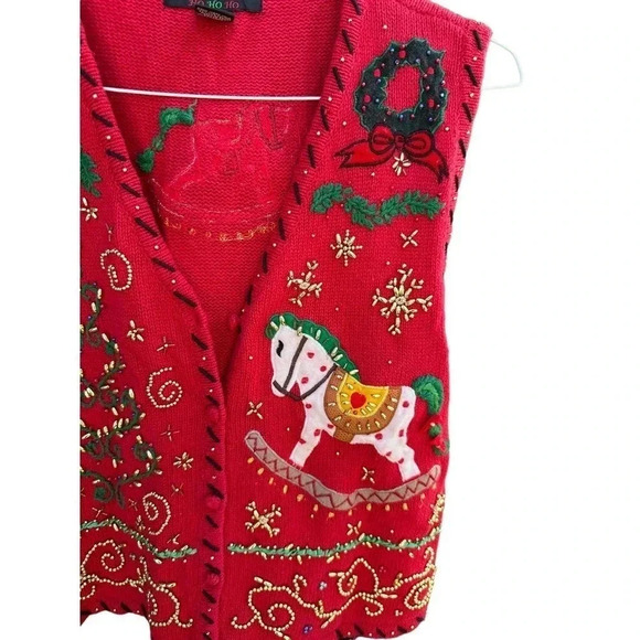 Segue Women's Red‎ Christmas Gold Beaded Rocking Horse Sweater Vest Size Large - Picture 8 of 8